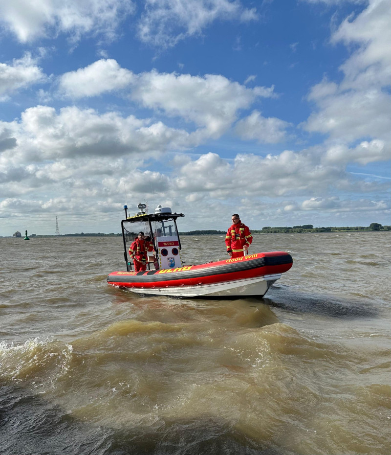 Motorrettungsboot 'Good Will' vor dem Lüheanleger